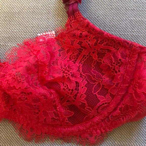 Victoria’s Secret Dream Angels Push-Up w/o Padding - Picture 4 of 6